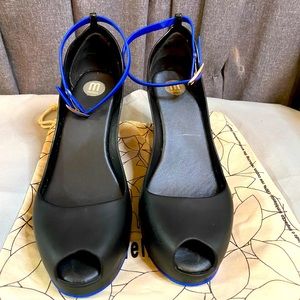 Melissa rubber wedged platform shoes with strap